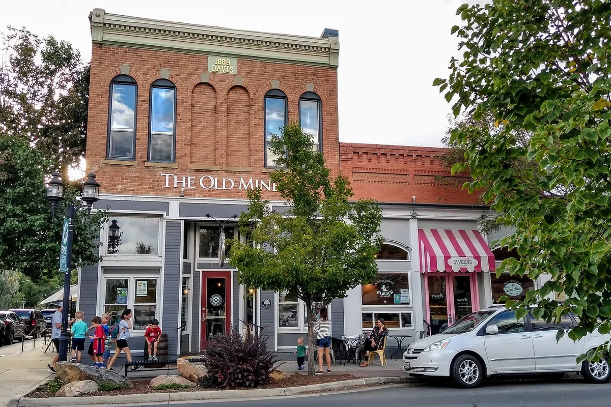The Old Mine in the two-storey 1889 Davis building on Briggs Street, with Sweets Ice Cream next door